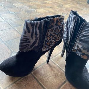 Wild rose 3 inch heels.